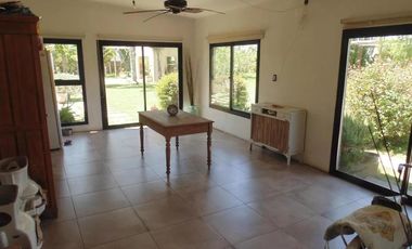 Casa en venta - 3 Dormitorios 3 Baños - Cochera - 1.968Mts2 - Chivilcoy
