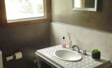 Casa en venta - 3 Dormitorios 3 Baños - Cochera - 1.968Mts2 - Chivilcoy