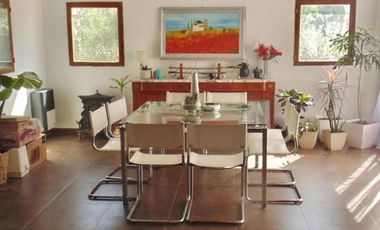 Casa en venta - 3 Dormitorios 3 Baños - Cochera - 1.968Mts2 - Chivilcoy