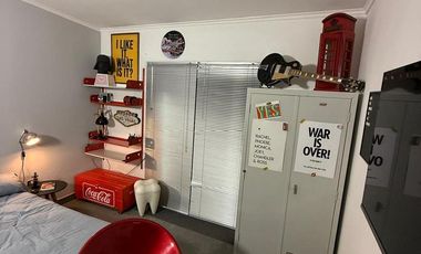 VENTA - Casa excelente de 4 dormitorios con oficina y jardin con pileta