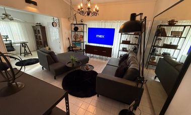 VENTA - Casa excelente de 4 dormitorios con oficina y jardin con pileta