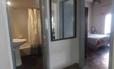 Casas en venta - 4 Dormitorios 3 Baños - 300Mts2 - Temperley