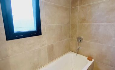 Casa en  Santa Elena , Pilar del este.