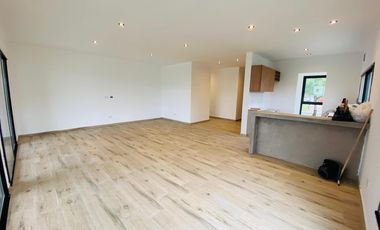 Casa en  Santa Elena , Pilar del este.