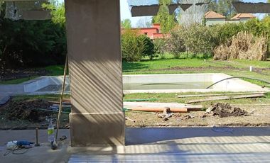 Casa en venta - 3 Dormitorios 3 Baños - 227Mts2 - Pilar