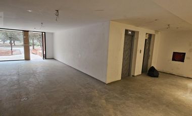 Departamento en  3 Dormitorios, 3 baños y Cochera en VALLE ESCONDIDO