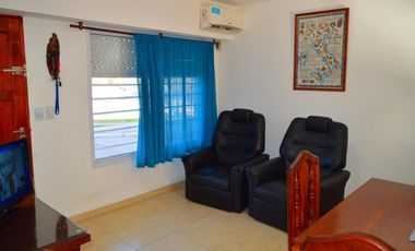 Casa en venta - 1 Dormitorio 1 Baño - San Bernardo del Tuyú