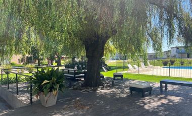 Casa en Venta, 3 Dormitorios, en Barrio Monet, Campana