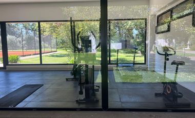 Casa en Venta, 3 Dormitorios, en Barrio Monet, Campana