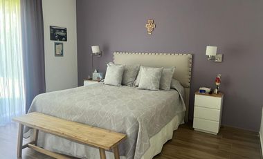 Casa en Venta, 3 Dormitorios, en Barrio Monet, Campana