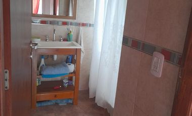 PH en venta - 2 Dormitorios 1 Baño - Cochera - 70Mts2 - Aguas Verdes