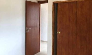 PH en venta - 2 Dormitorios 1 Baño - Cochera - 70Mts2 - Aguas Verdes