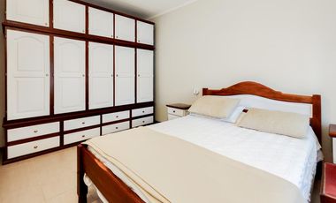 VENTA/PERMUTA - Casa de 3 dormitorios con cochera, jardín y pileta. Granadero Baigorria.