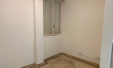 Departamento en  planta baja con hermoso patio