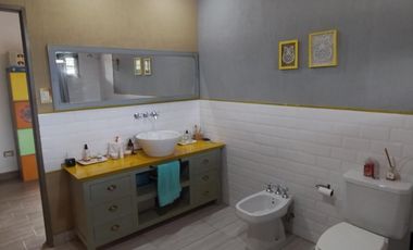 Casa en venta - 1 Dormitorio 1 Baño - 1.127Mts2 - Tres Sargentos