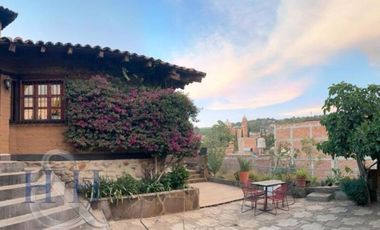 CASA AMUEBLADA  EN TAPALPA,  JAL ZONA CENTRO.
