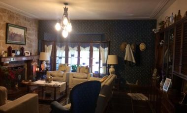 Venta - Chalet 4 amb. en Quilmes Residencial c/ piscina y quincho - U$S 250.000