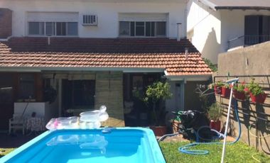 Venta - Chalet 4 amb. en Quilmes Residencial c/ piscina y quincho - U$S 250.000