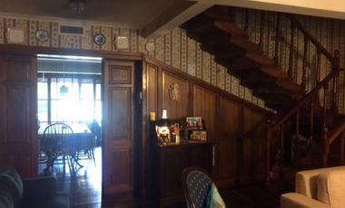 Venta - Chalet 4 amb. en Quilmes Residencial c/ piscina y quincho - U$S 250.000