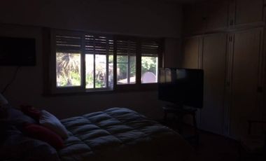 Venta - Chalet 4 amb. en Quilmes Residencial c/ piscina y quincho - U$S 250.000