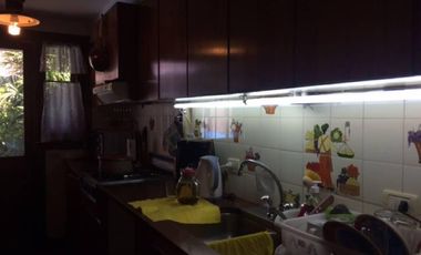 Venta - Chalet 4 amb. en Quilmes Residencial c/ piscina y quincho - U$S 250.000