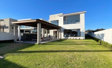 CASA EN RANCHO SAN JUAN