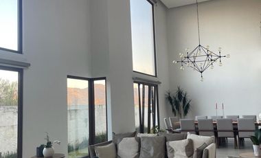 CASA EN RANCHO SAN JUAN