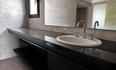 Departamento en alquiler dos dormitorios, asador propio, pileta Villa Belgrano, Zona Norte