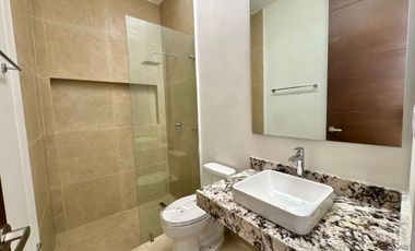 Casa moderna en renta con alberca y amenidades – Conkal, Mérida