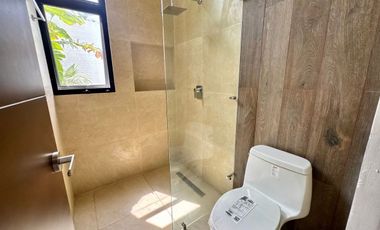 Casa moderna en renta con alberca y amenidades – Conkal, Mérida