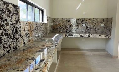 Casa en Venta — Zona Baca, Yucatán