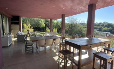 Casa Alquiler Vacacional con Vista Panorámica, Country