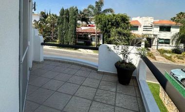 CASA EN VENTA EN LOMAS DE COCOYOC