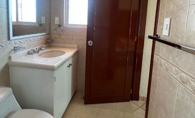 CASA EN VENTA EN LOMAS DE COCOYOC