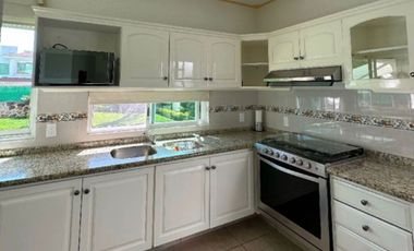 CASA EN VENTA EN LOMAS DE COCOYOC