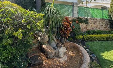 CASA EN VENTA EN LOMAS DE COCOYOC