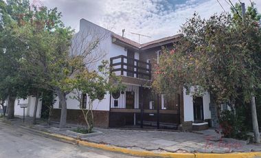 Casa en Alquiler - Barrio Copol