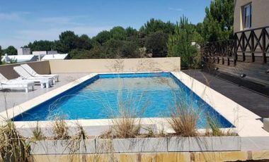 Casa en venta - 4 Dormitorios 7 Baños - Cochera - 470Mts2 - Pinamar