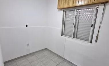 Casas en venta - 5 Dormitorios 2 Baños - 420Mts2 - Avellaneda