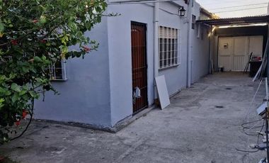 Casas en venta - 5 Dormitorios 2 Baños - 420Mts2 - Avellaneda