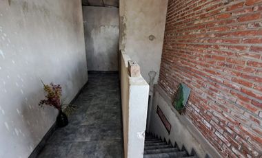 Casa de 5 amb. a la venta en Ezeiza - EXCELENTE UBICACION