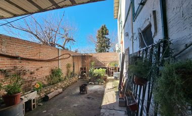 Casa de 5 amb. a la venta en Ezeiza - EXCELENTE UBICACION