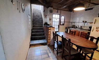 Casa de 5 amb. a la venta en Ezeiza - EXCELENTE UBICACION