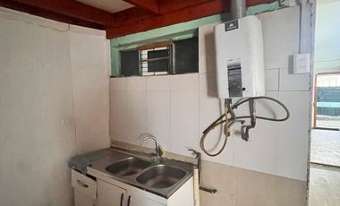 CASA EN SAN JOAQUÍN CON EXCELENTE CONECTIVIDAD