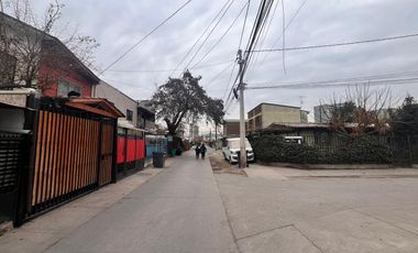 CASA EN SAN JOAQUÍN CON EXCELENTE CONECTIVIDAD