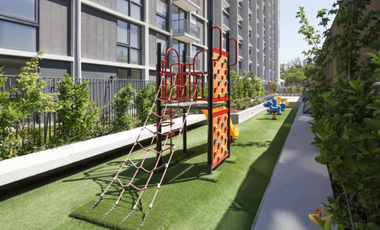 Departamento en arriendo c/ estacionamiento en Parque Los Reyes