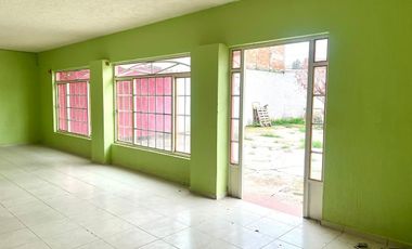 Casa en renta con uso de suelo comercial  440m2 Los Robles Nuevo Mexico Zapopan