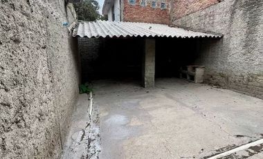 Casa en renta con uso de suelo comercial  440m2 Los Robles Nuevo Mexico Zapopan