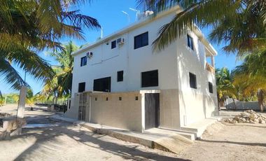 Casa en Telchac puerto con 2,844 mts2 de Terreno