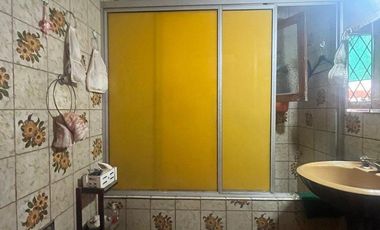 Casa en venta - 4 Dormitorios 2 Baños - 233Mts2 - Cochera - Córdoba Capital